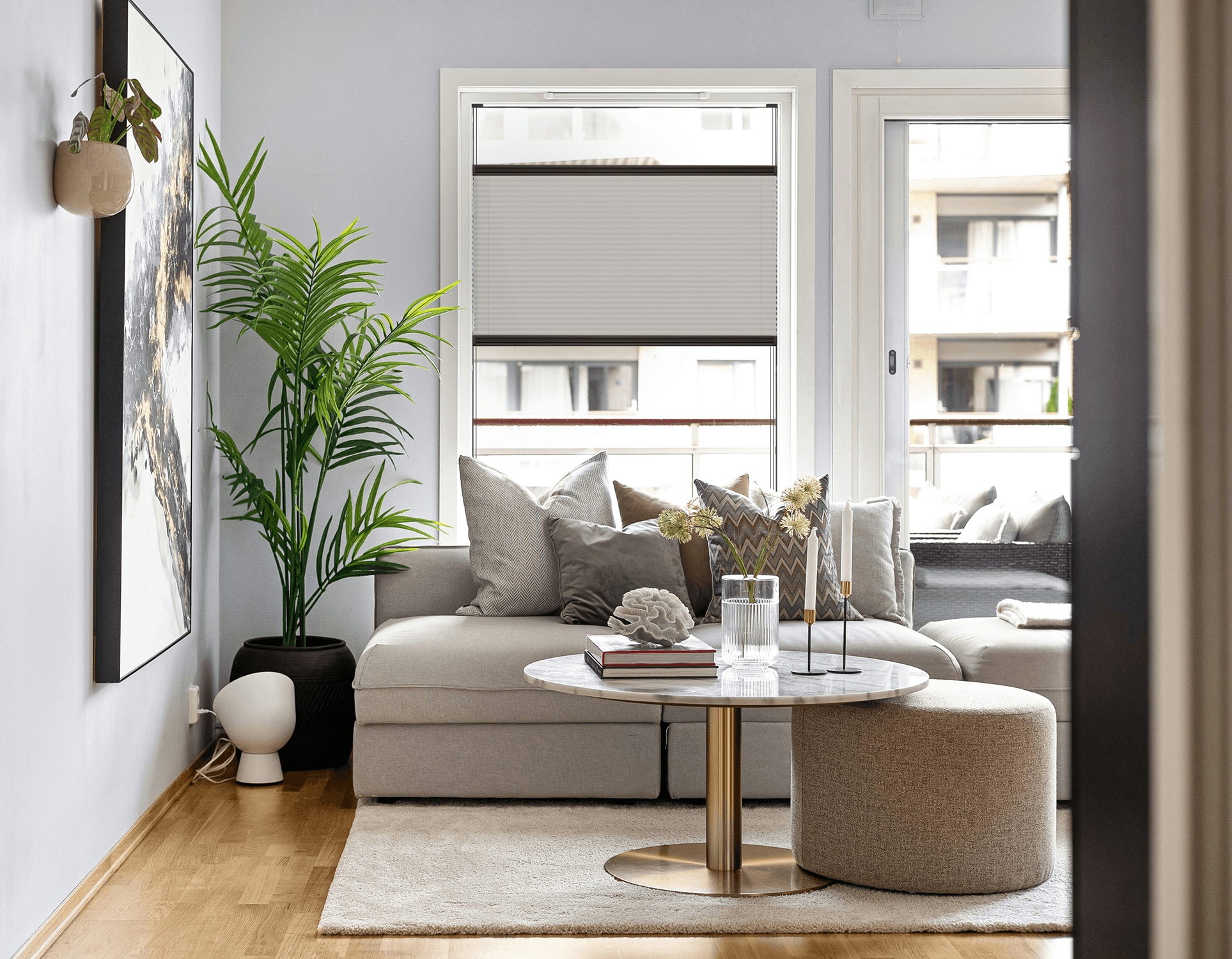 Nacre Pearl + brown profile