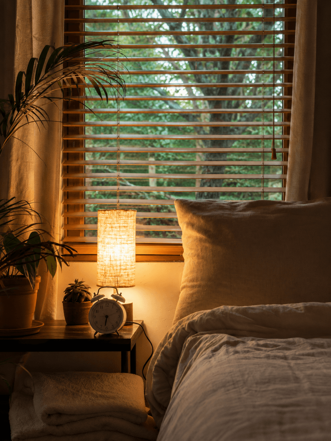 Oak Venetian Blinds 25mm